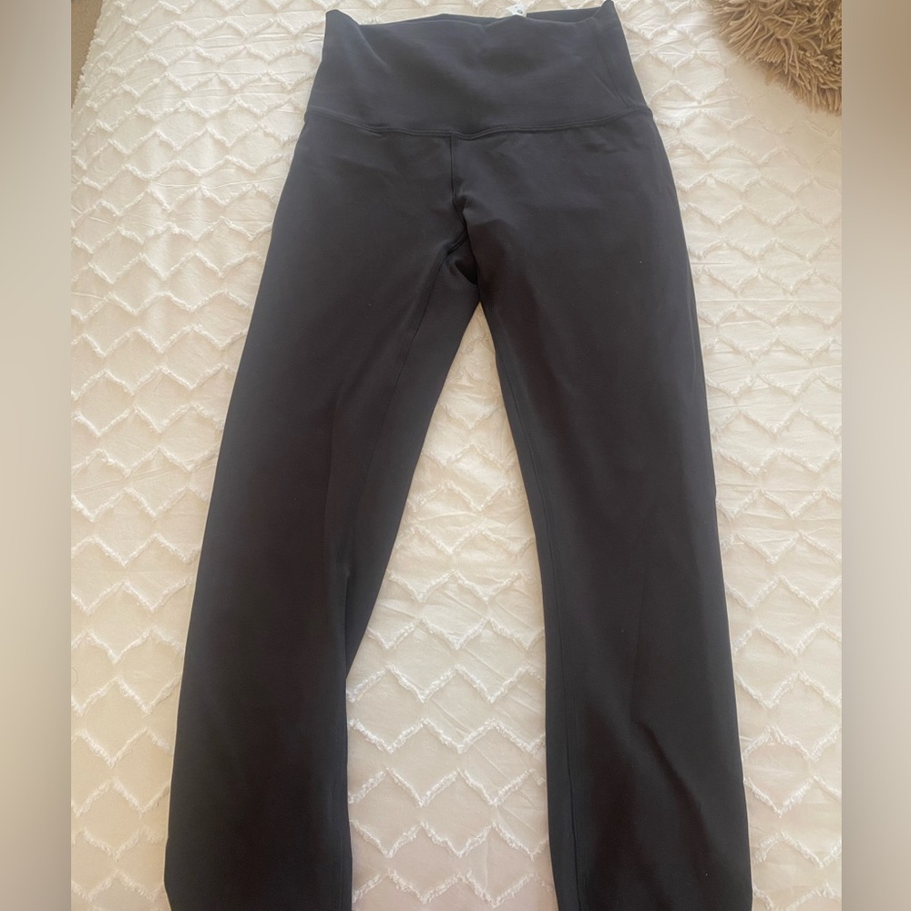 Lululemon wunder train leggings. Black size 4